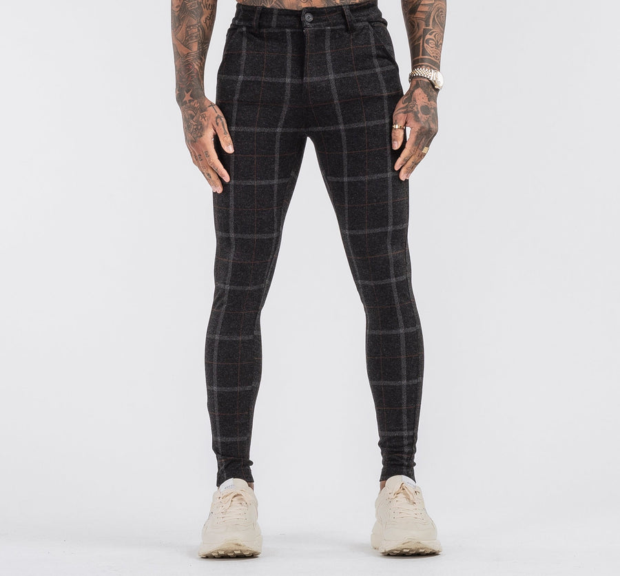 THE IZAYA TROUSERS - ZWART